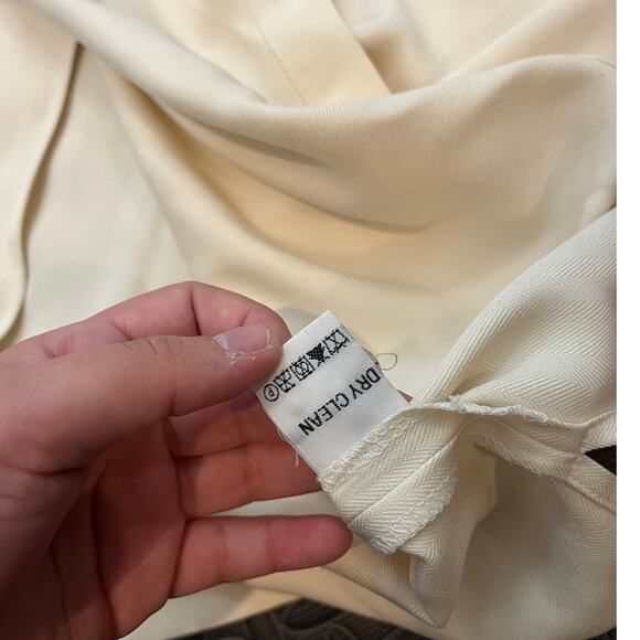 Tommy Bahama Vintage Mens Beige Silk‎ Embroidered Button Up Tiki Shirt XL Surf - Picture 8 of 9